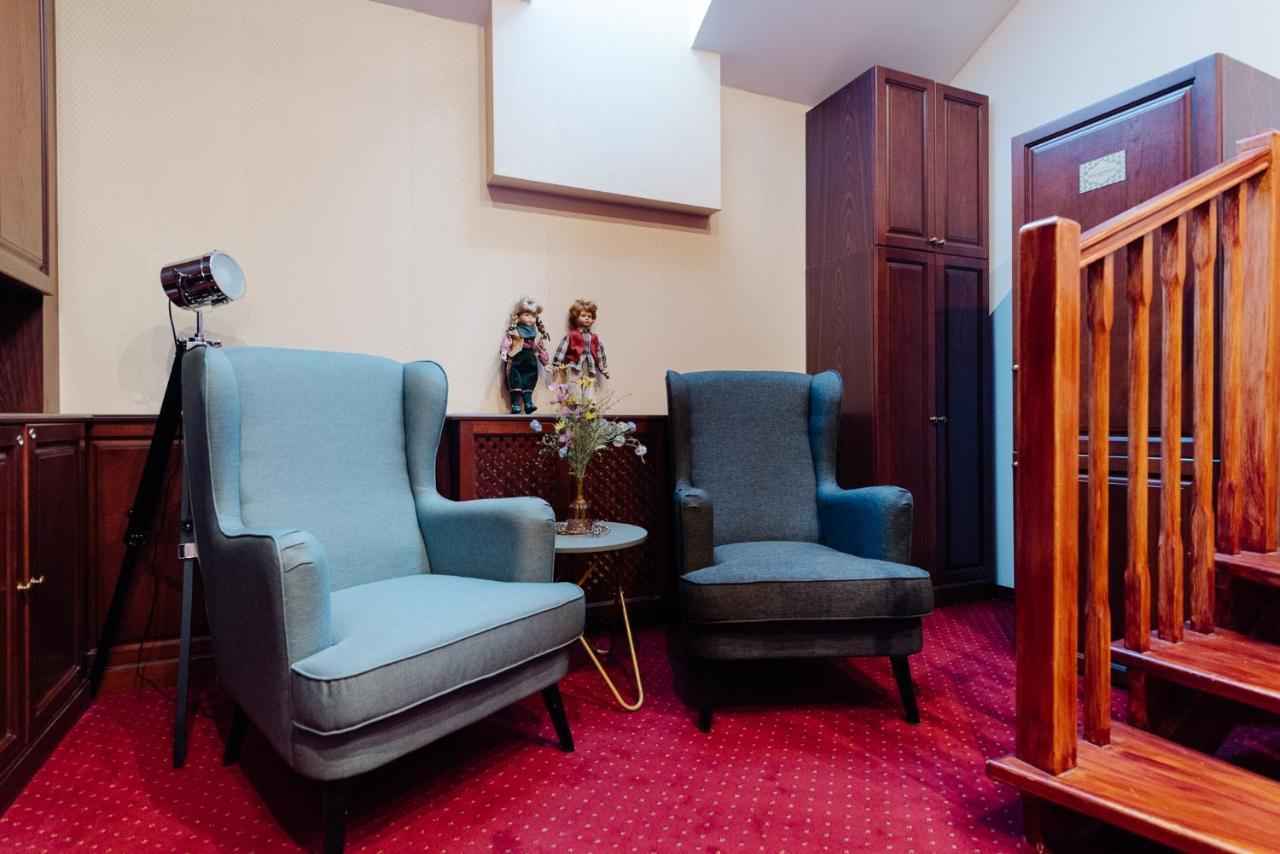 Petra Inn Apartments In Historical Palace 브라티슬라바 외부 사진